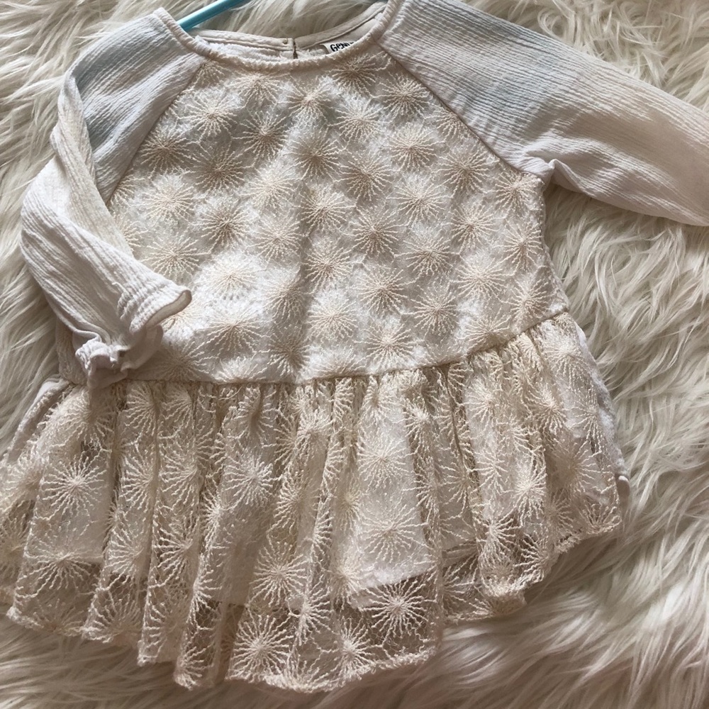 3/4 Sleeve Lace Peplum Top
